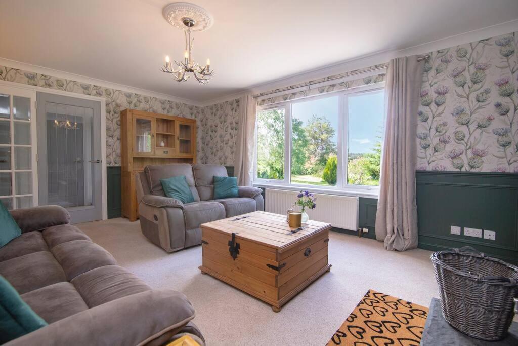 Calm Scottish Country Escape With Hot Tub Sleeps 6 Villa Inverness Eksteriør bilde